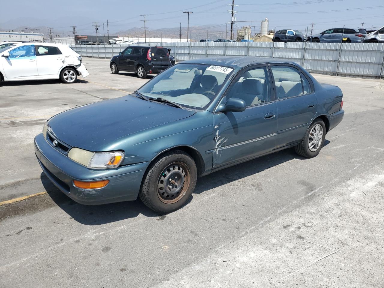 1996 Toyota Corolla Dx en Venta en Sun Valley, CA - Side