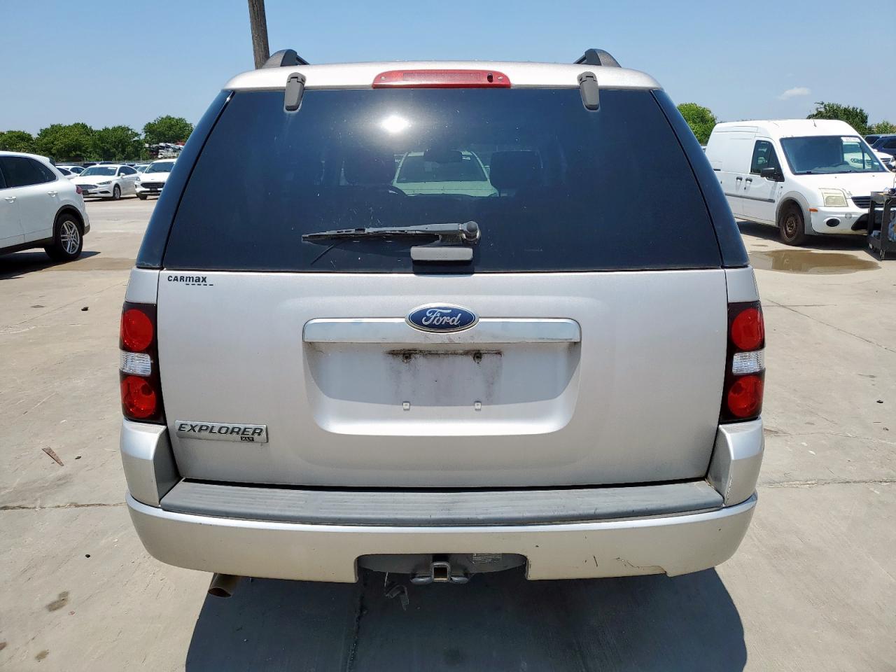 2008 Ford Explorer Xlt VIN: 1FMEU63E18UA72622 Lot: 59238455