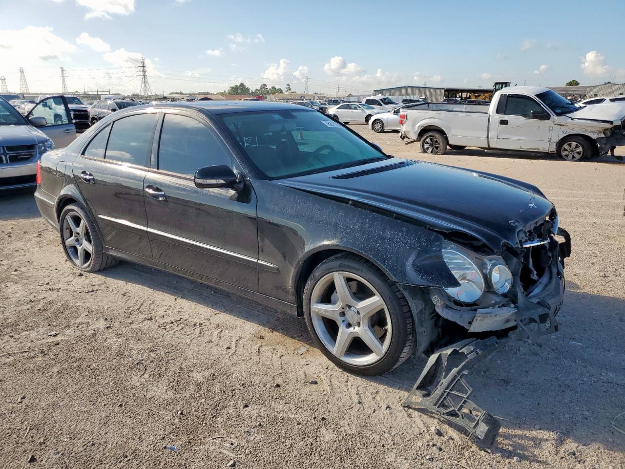 MERCEDES-BENZ E-CLASS 2009 VIN WDBUF56X99B423077 photo 4