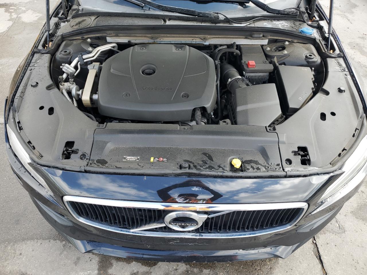 2018 Volvo S90 T5 Momentum VIN: LVY982MK9JP023754 Lot: 62128825