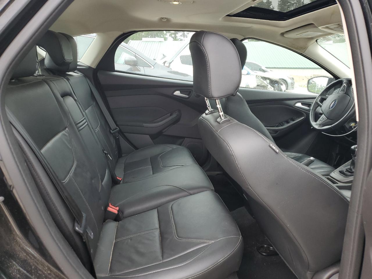 2015 Ford Focus Se VIN: 1FADP3K20FL377857 Lot: 62560125