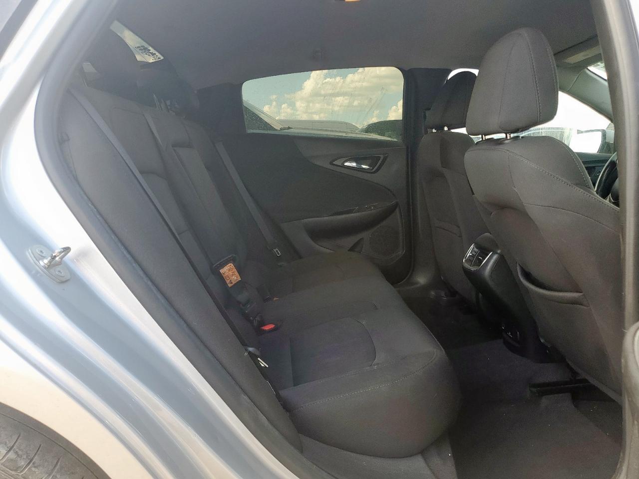 CHEVROLET MALIBU 2018 VIN 1G1ZD5ST7JF225992 zdjęcie 10