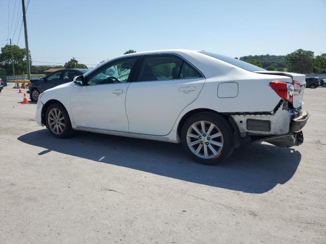 Sedans TOYOTA CAMRY 2012 White