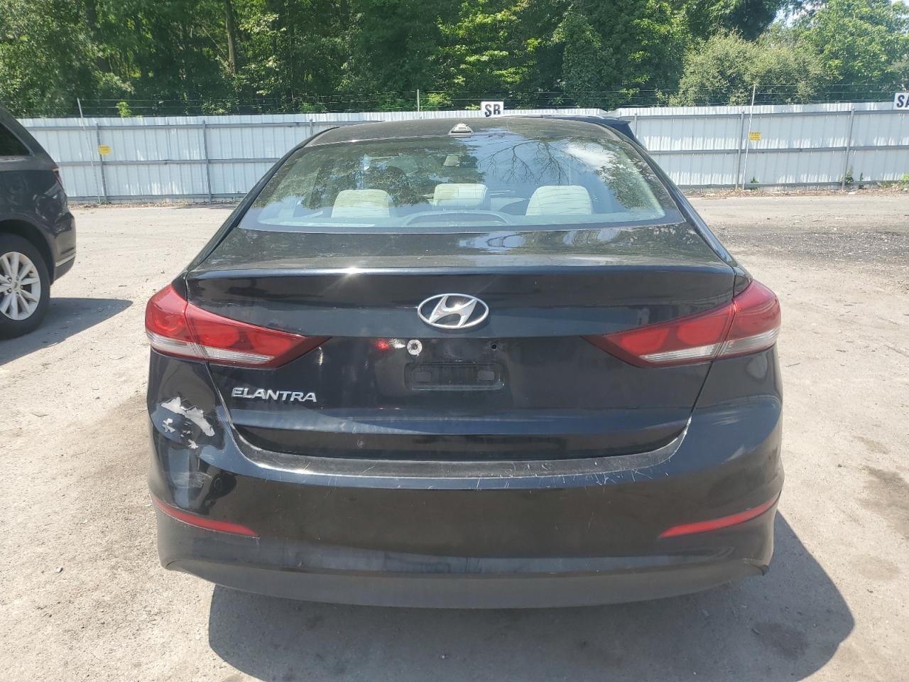 2017 Hyundai Elantra Se VIN: KMHD84LFXHU170013 Lot: 61629005