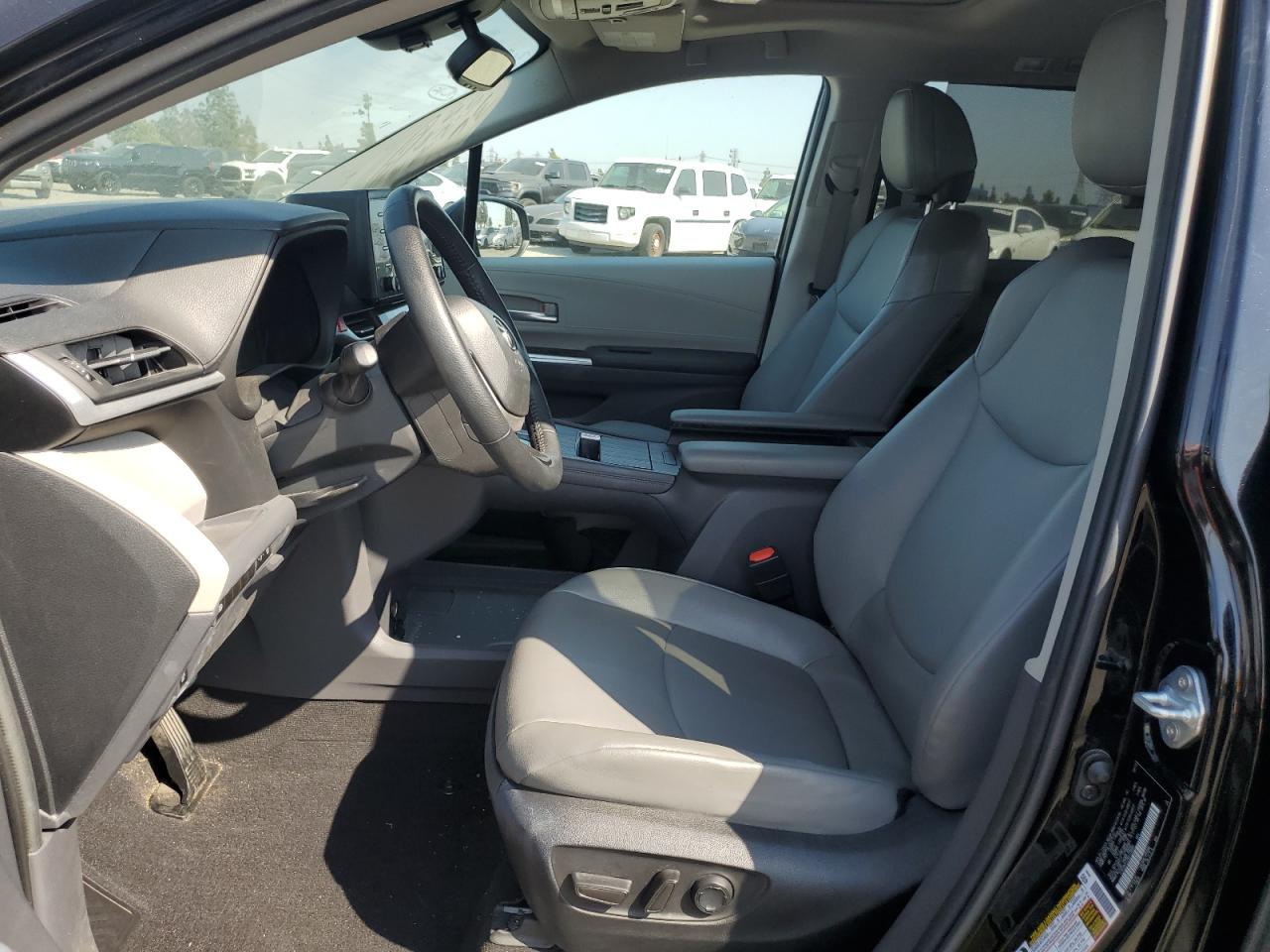 2022 Toyota Sienna Xle VIN: 5TDYRKEC2NS129689 Lot: 62652025