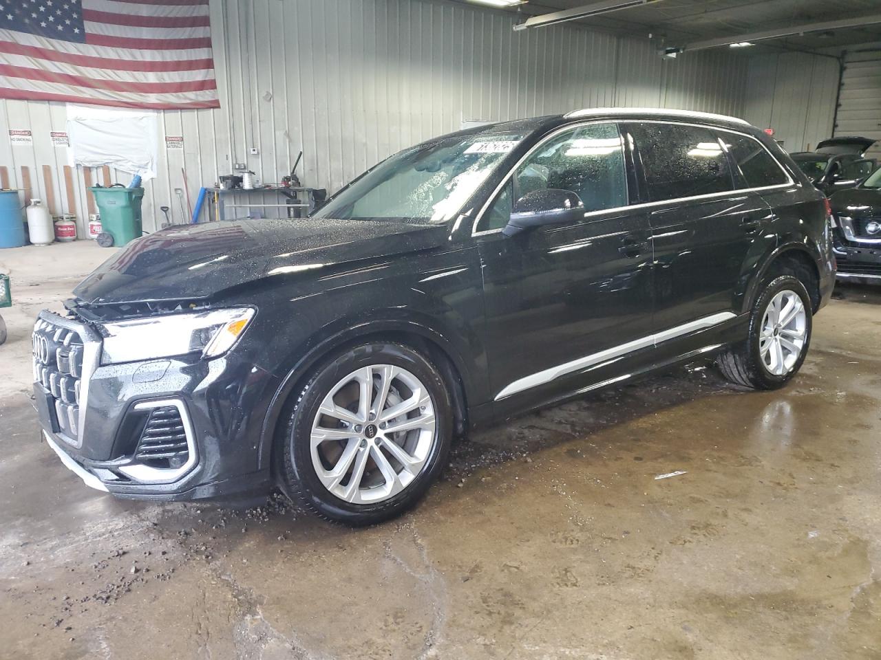 2025 Audi Q7 Premium Plus for Sale in Franklin, WI - Front End