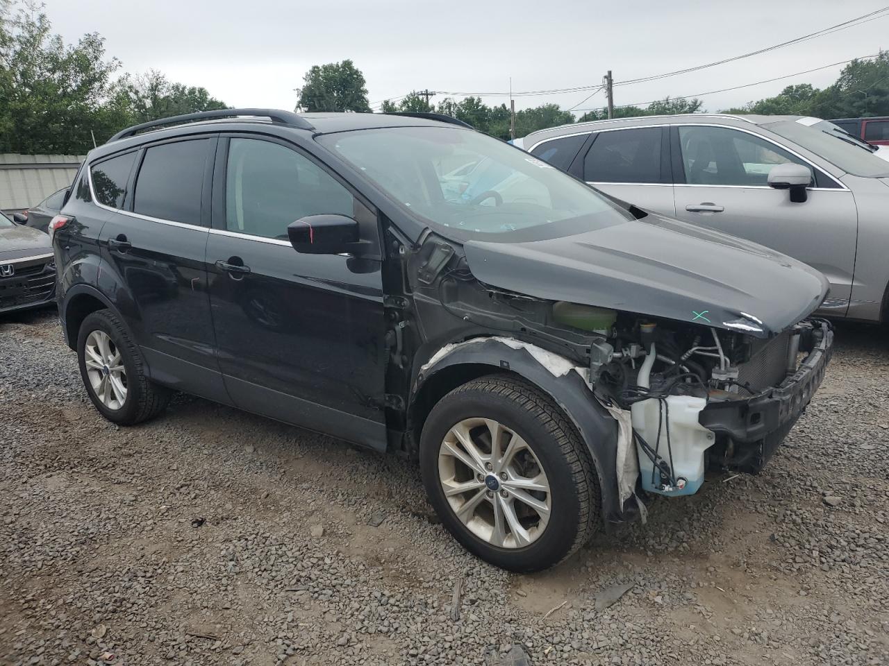 FORD ESCAPE 2018 VIN 1FMCU9GD3JUD46810 photo 4