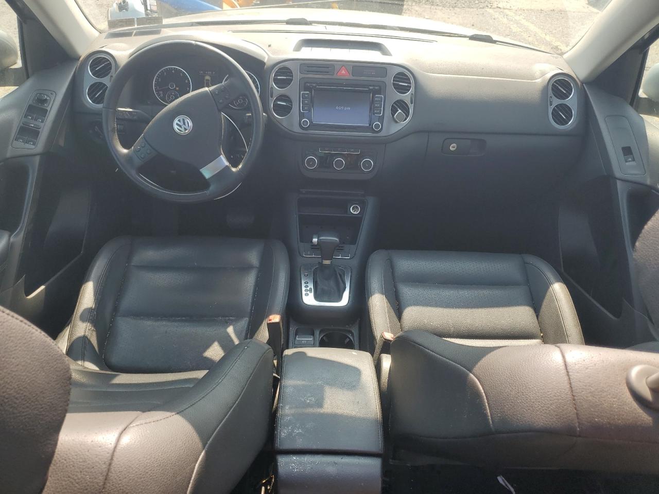 2010 Volkswagen Tiguan Se VIN: WVGBV7AX5AW529484 Lot: 62807895