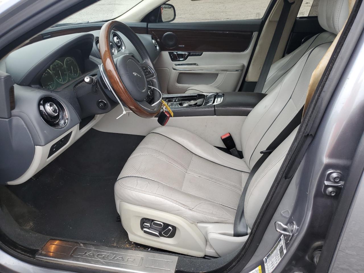 2014 Jaguar Xjl Portfolio VIN: SAJWA2GZ3E8V61469 Lot: 60643325