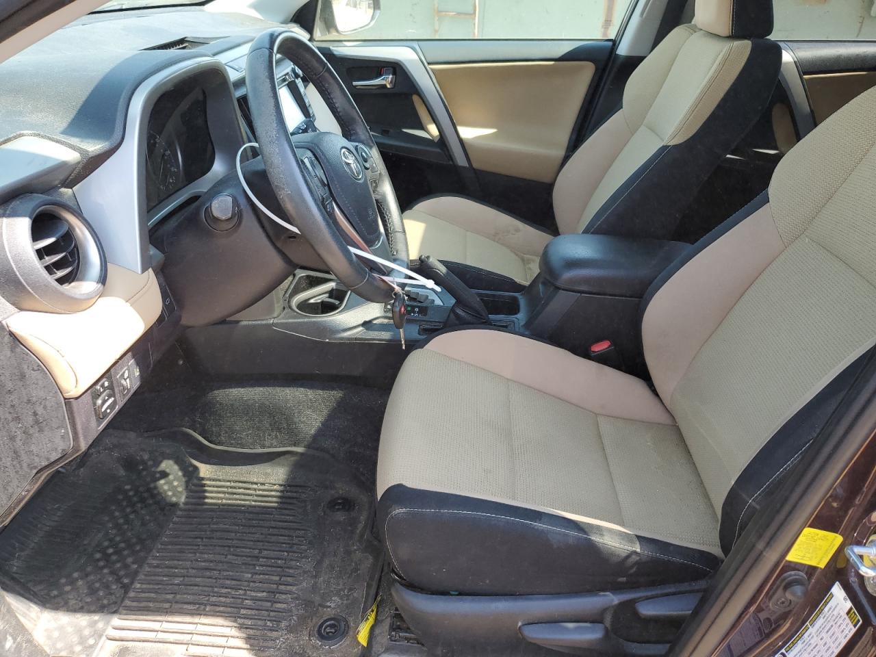 2017 Toyota Rav4 Xle VIN: 2T3RFREVXHW644000 Lot: 62877305