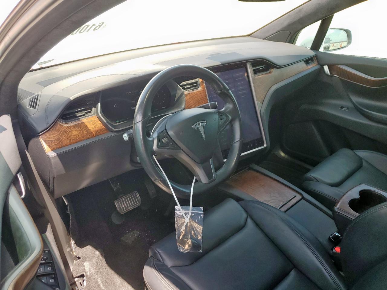 2020 Tesla Model X VIN: 5YJXCAE22LF303485 Lot: 61007095