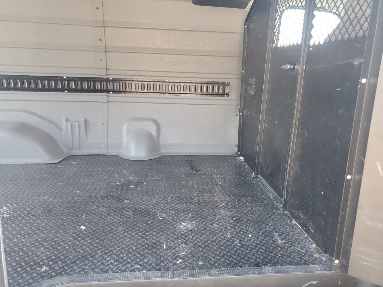 2010 Ford Econoline E250 Van VIN: 1FTNE2EL7ADA75746 Lot: 61604335