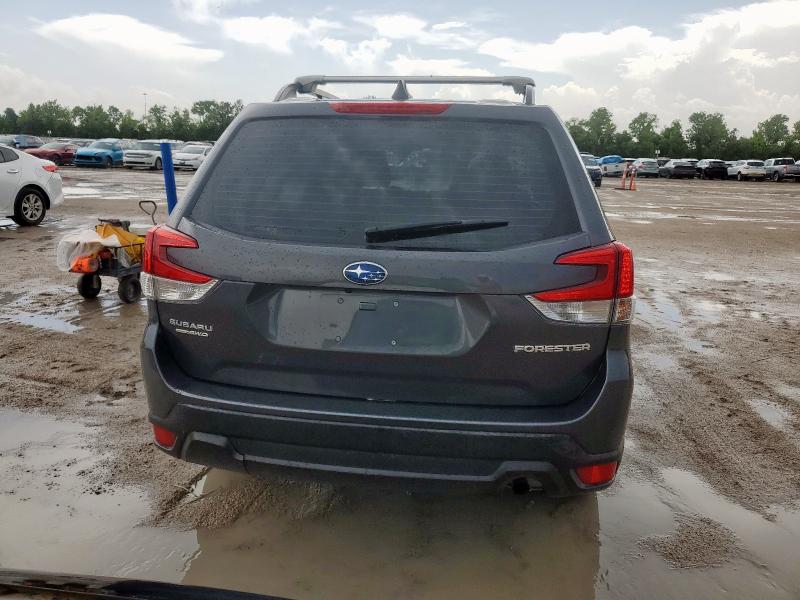  SUBARU FORESTER 2021 Gray