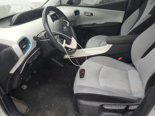  TOYOTA PRIUS 2017 Серебристый