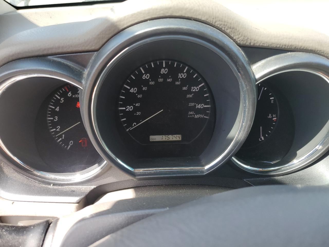 2004 Lexus Rx 330 VIN: JTJHA31U240068080 Lot: 62264685