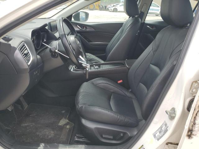  MAZDA 3 2018 Белы