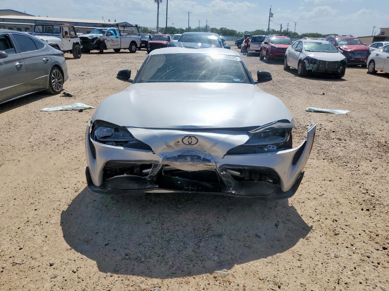 2021 Toyota Supra Base VIN: WZ1DB0C05MW034477 Lot: 61302525