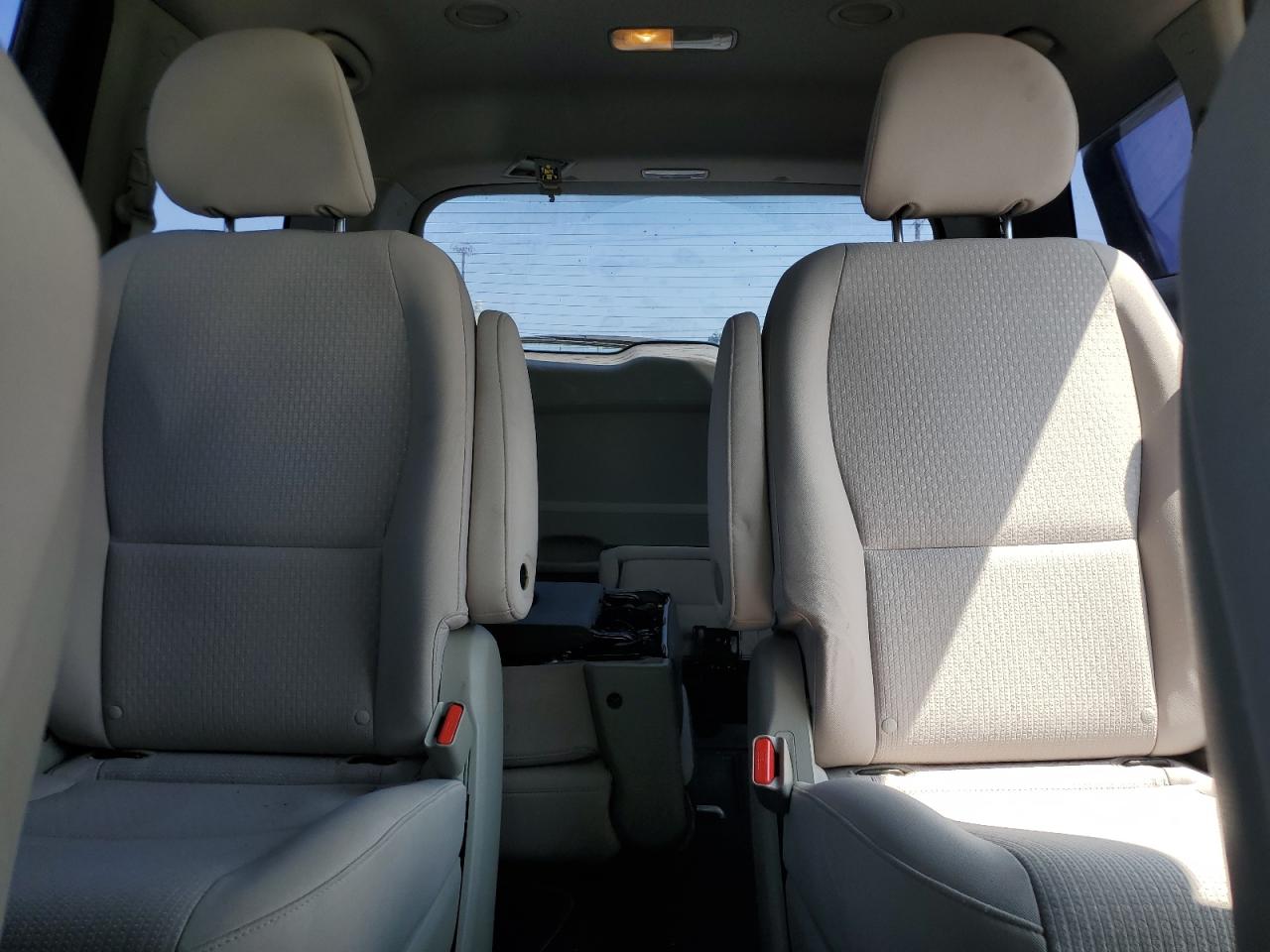 2016 Kia Sedona L VIN: KNDMA5C16G6151920 Lot: 60251035