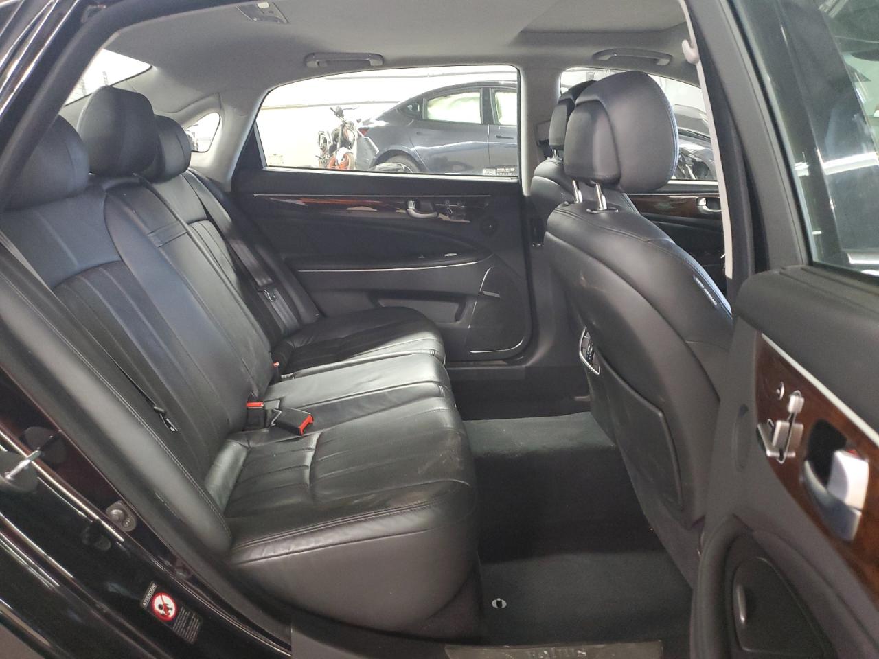 2011 Hyundai Equus Signature VIN: KMHGH4JF6BU035702 Lot: 61686845