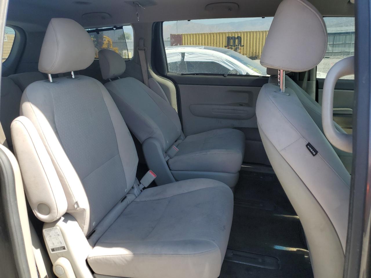 2016 Kia Sedona Lx VIN: KNDMB5C16G6121040 Lot: 62597355