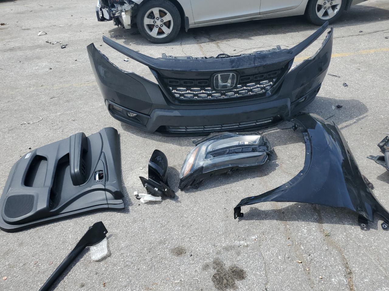 2020 Honda Passport Elite VIN: 5FNYF8H03LB012816 Lot: 60534035