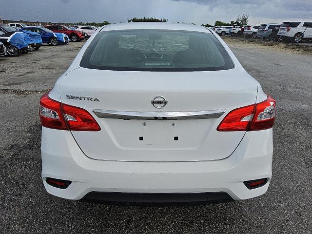  NISSAN SENTRA 2018 Белы
