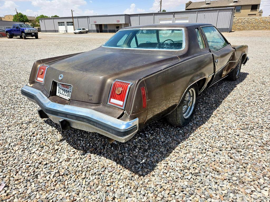 1977 PONTIAC GRAN PRIX  