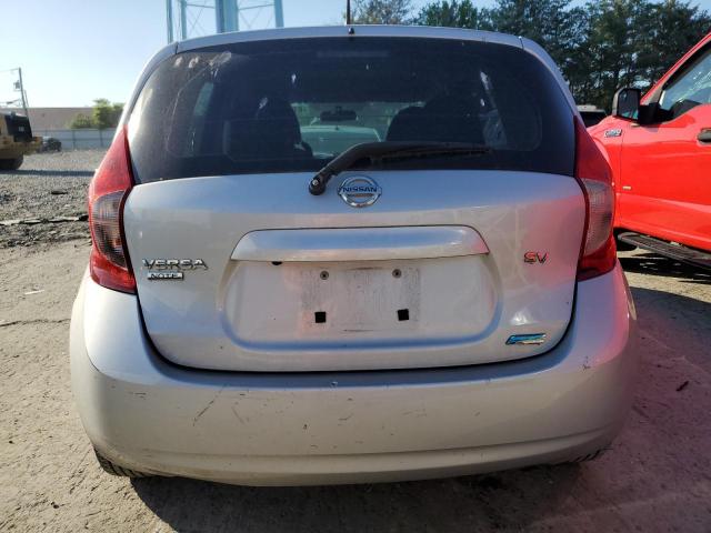  NISSAN VERSA 2014 Srebrny