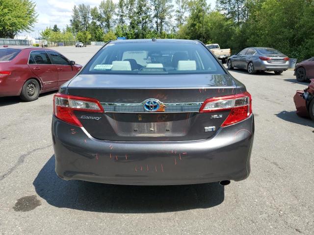  TOYOTA CAMRY 2014 Серебристый