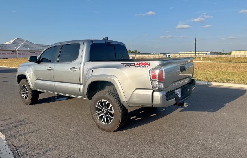  TOYOTA TACOMA 2023 Srebrny
