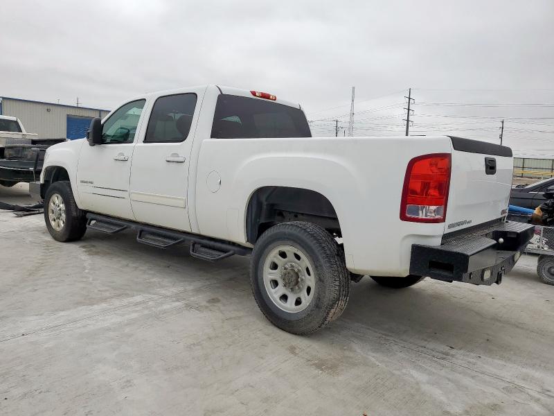  GMC SIERRA 2013 White