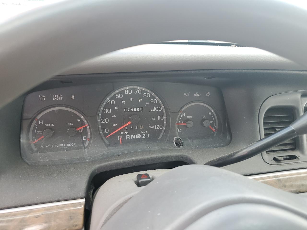 FORD CROWN VIC 1998 VIN 2FAFP73W5WX175634 zdjęcie 9