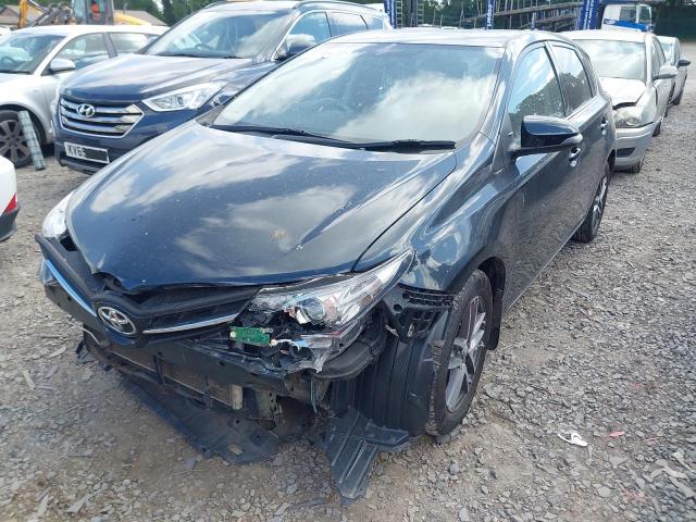 TOYOTA AURIS ICON 2015