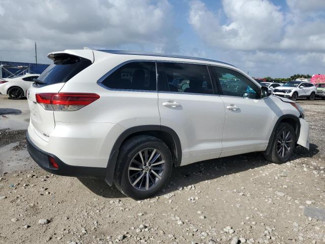  TOYOTA HIGHLANDER 2017 White