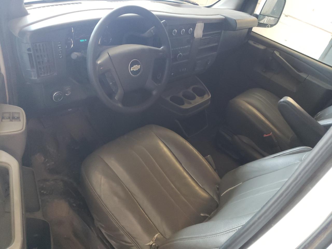 2017 Chevrolet Express G3500 Ls VIN: 1GAZGNFFXH1108037 Lot: 62149415