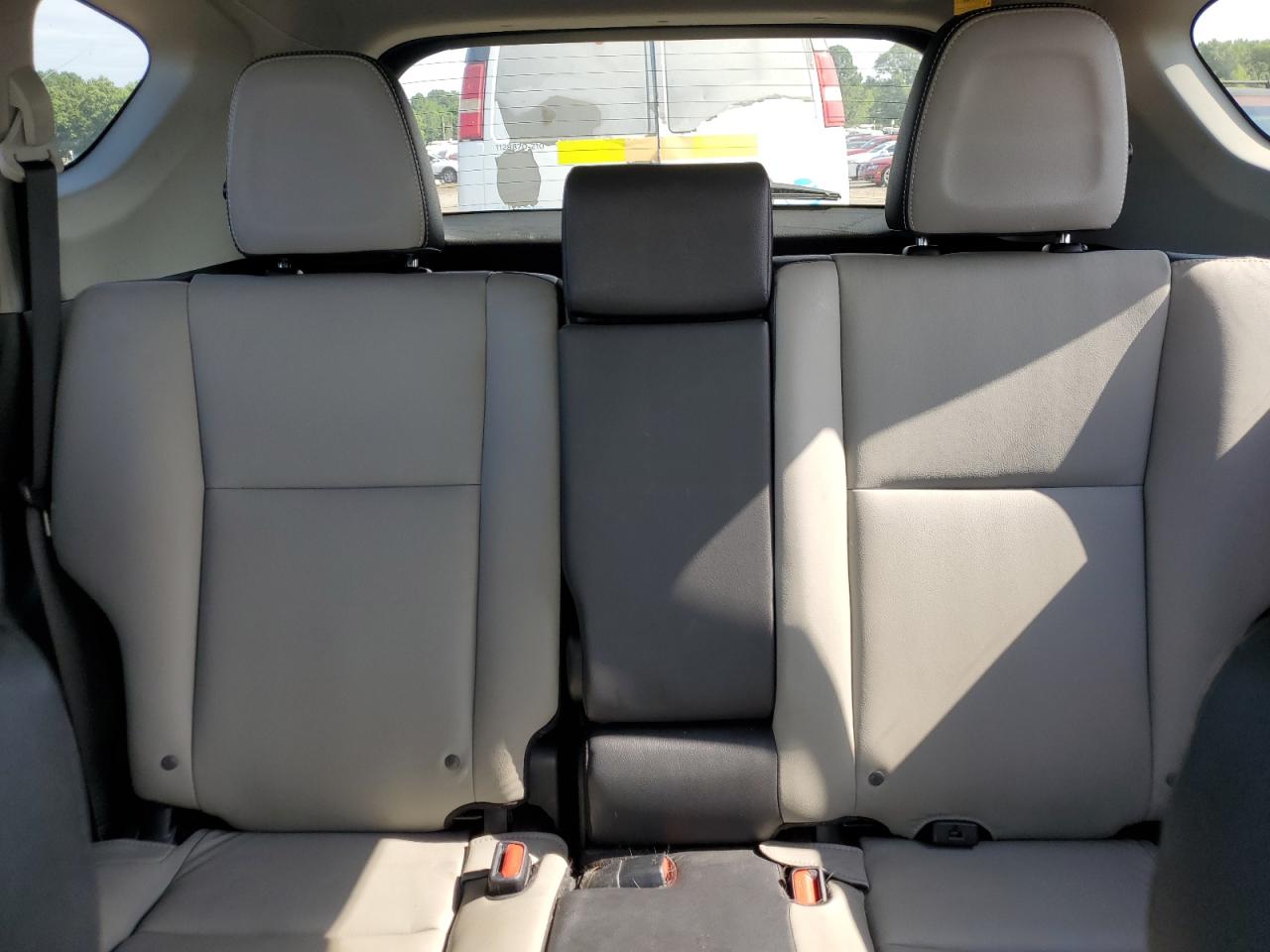 2018 Toyota Rav4 Limited VIN: JTMYFREV0JJ199895 Lot: 62544525