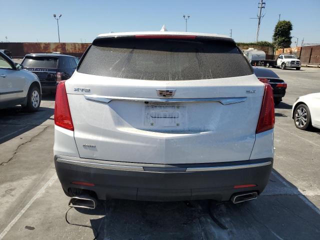  CADILLAC XT5 2018 Белы