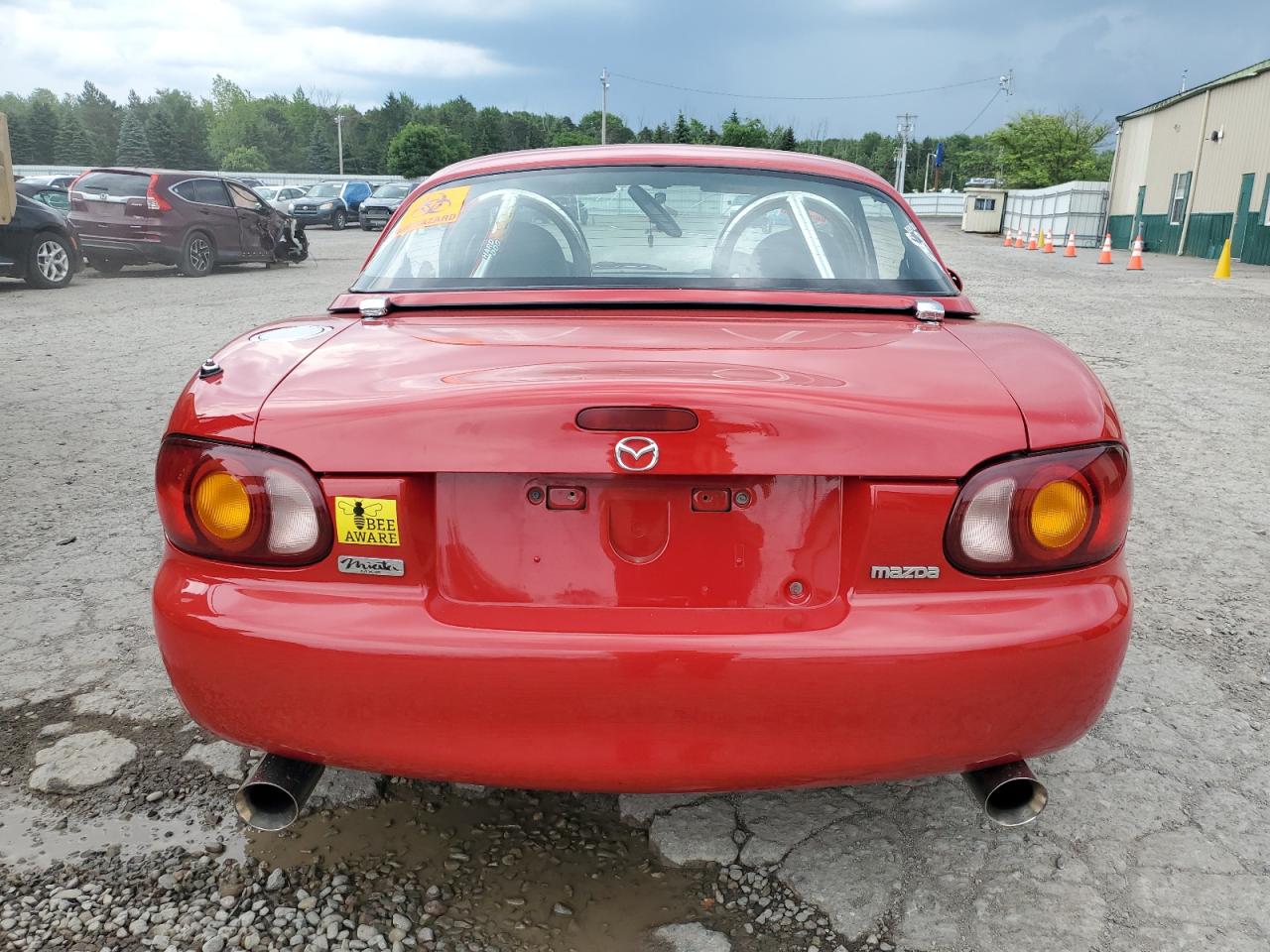 2000 Mazda Mx-5 Miata Base VIN: JM1NB3538Y0155122 Lot: 62815735