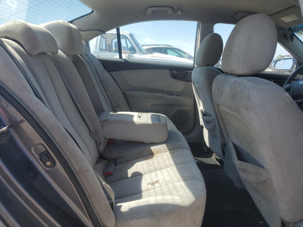 2007 Kia Optima Lx VIN: KNAGE123775143745 Lot: 61564615