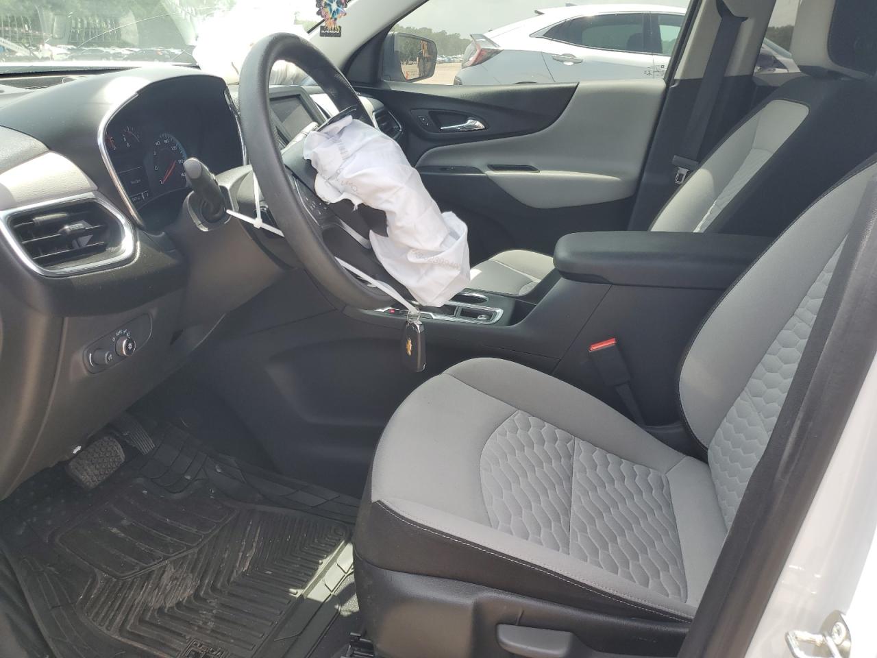2020 Chevrolet Equinox Ls VIN: 3GNAXHEV3LS718827 Lot: 62937365