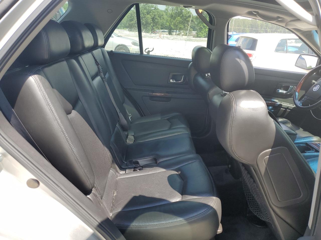 2004 Cadillac Srx VIN: 1GYEE637740172805 Lot: 59947525