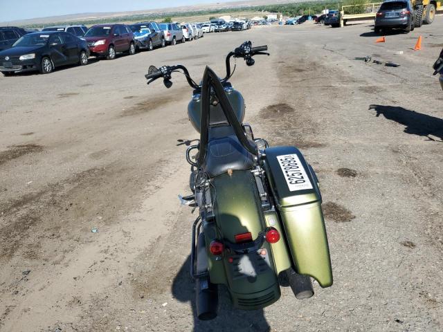  HARLEY-DAVIDSON FL 2022 Зеленый
