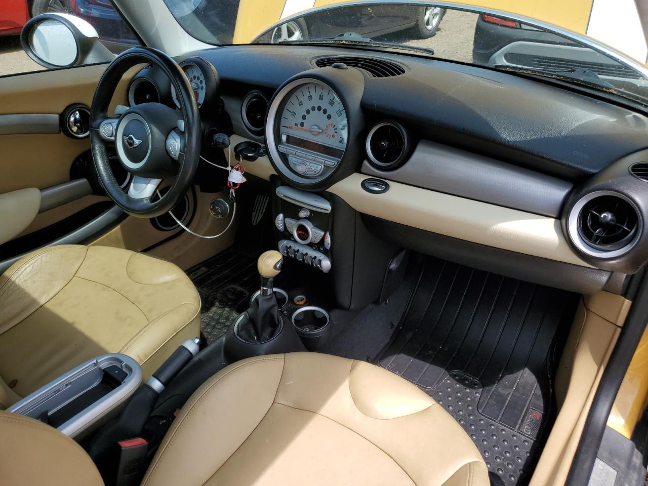 2009 Mini Cooper S VIN: WMWMF73569TW82519 Lot: 62872425