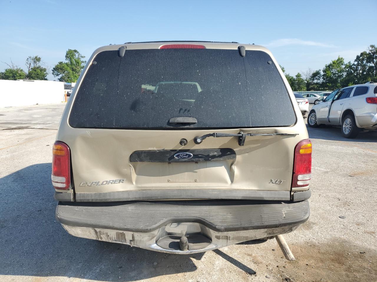 1999 Ford Explorer VIN: 1FMDU32EXXZA24792 Lot: 62281575