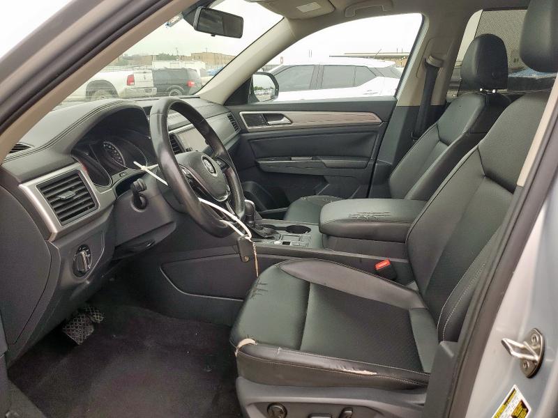  VOLKSWAGEN ATLAS 2018 Srebrny