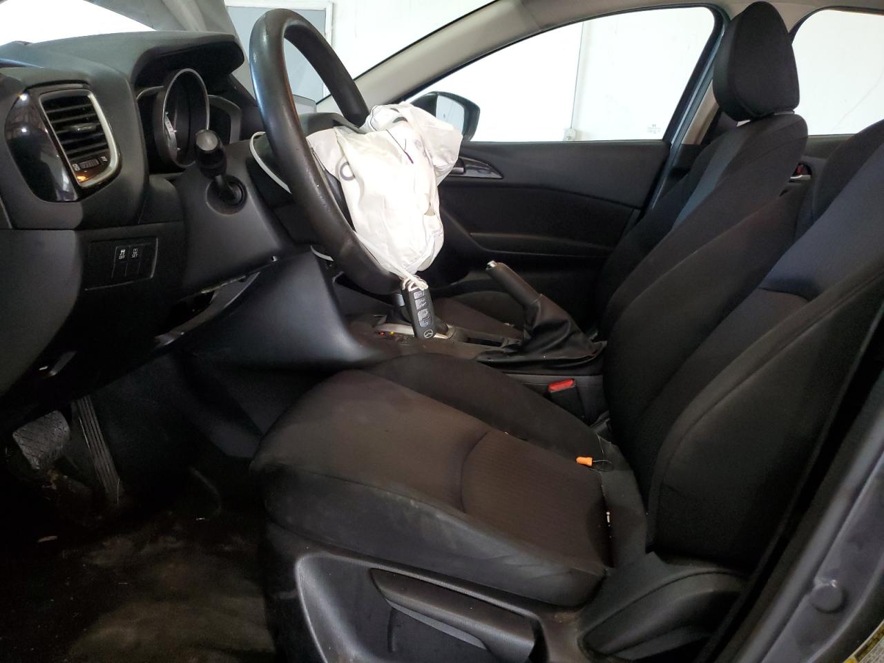 2014 Mazda 3 Sport VIN: JM1BM1U70E1145941 Lot: 62681245