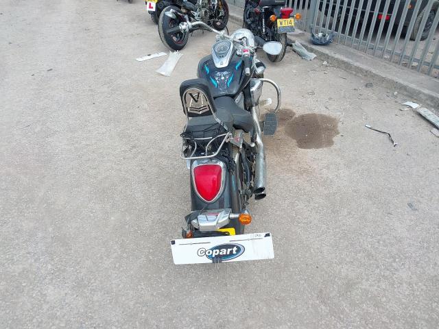 2013 SUZUKI VL 800 L2