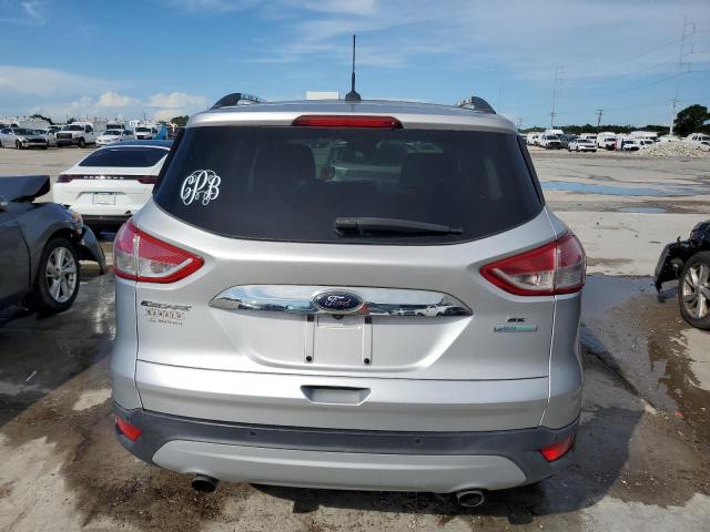  FORD ESCAPE 2016 Srebrny