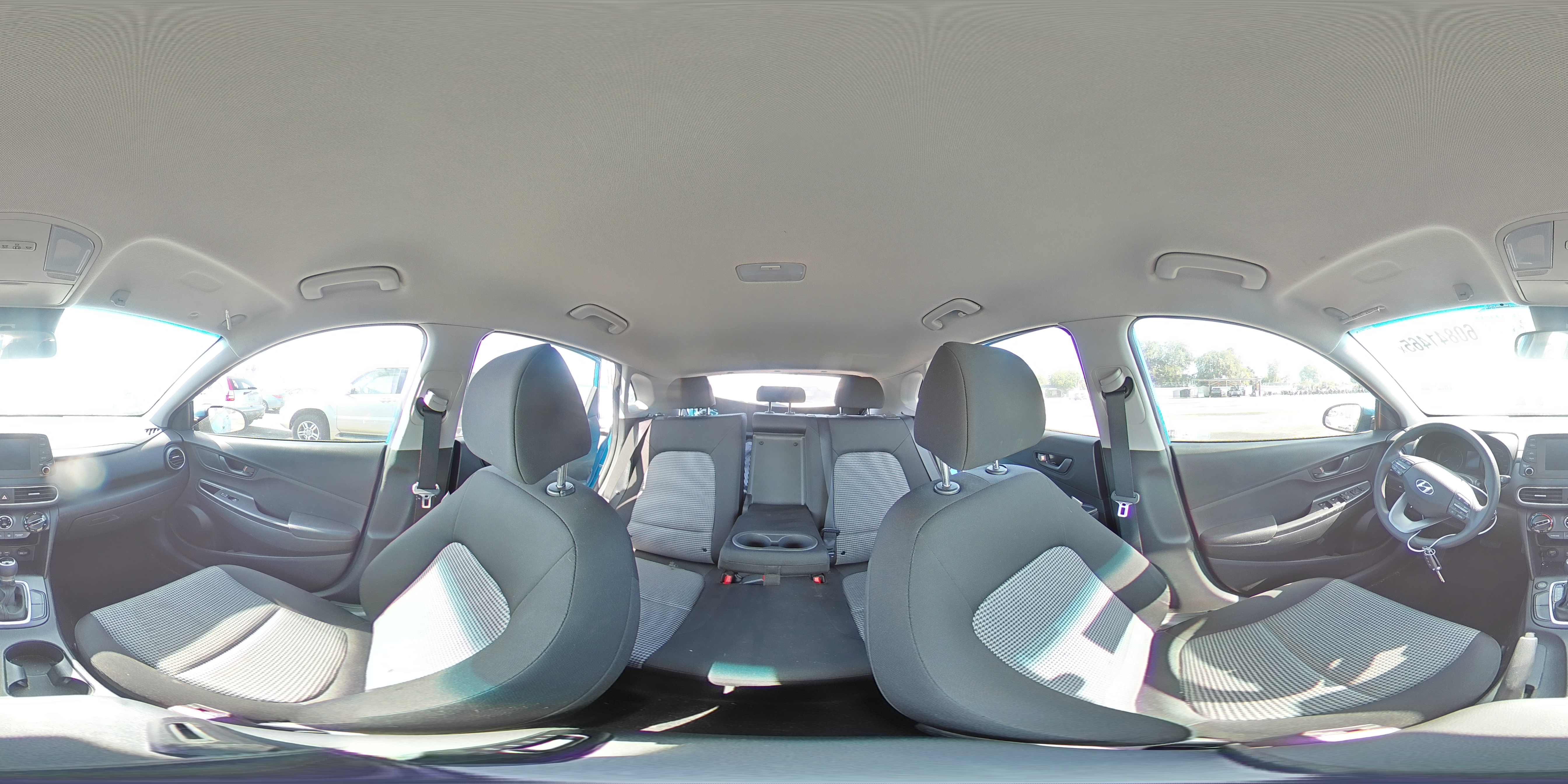 2019 Hyundai Kona Se VIN: KM8K12AAXKU385518 Lot: 60841465