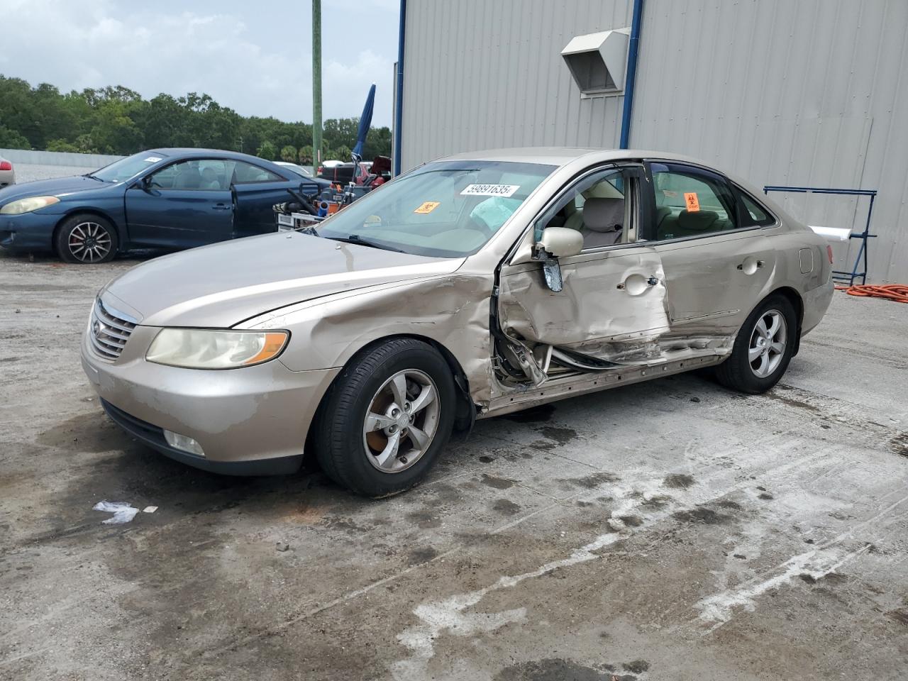 2007 Hyundai Azera Gls 3.3L for Sale in Apopka, FL - Front End